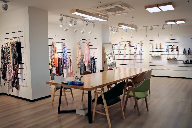 YUNINTL office